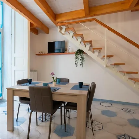 Casa Lavanda- Centro Storico Hotel Naples
